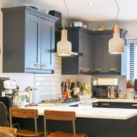 Stylish Rental House Se16